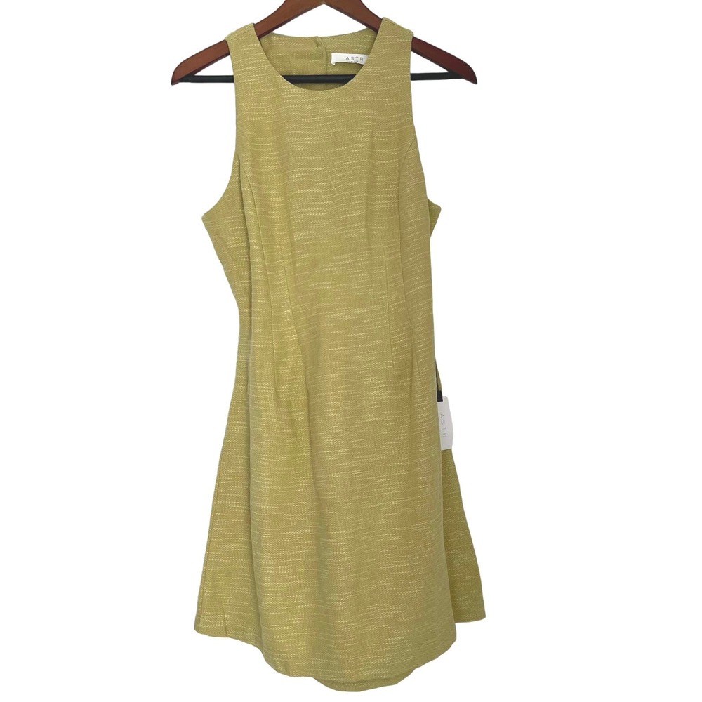 ASTR New with Tags Open Back Cutout Button Mini Sleeveless Sheath Dress Medium